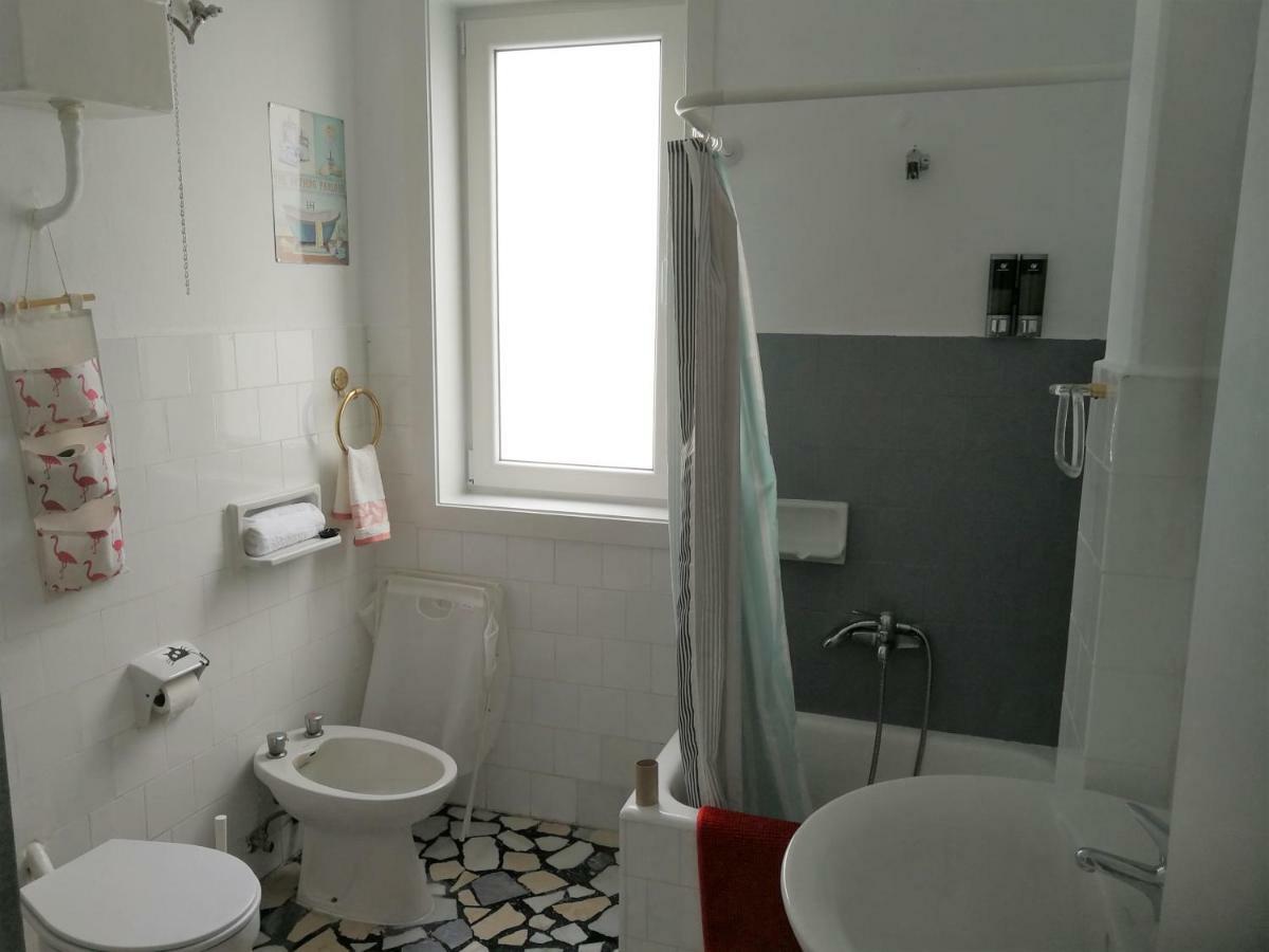 Alojamiento Rua Pino 110 Vigo Ngoại thất bức ảnh